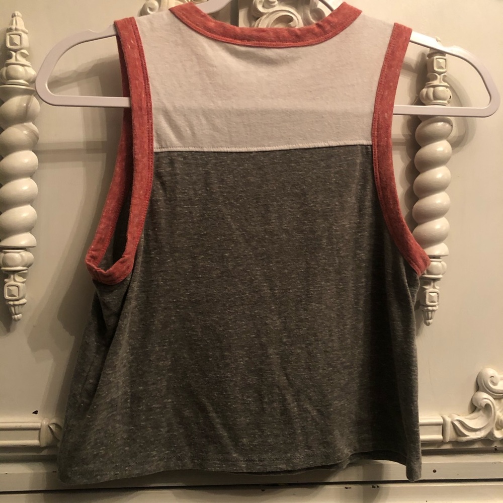 Cropped Tank - Picture 2 of 2